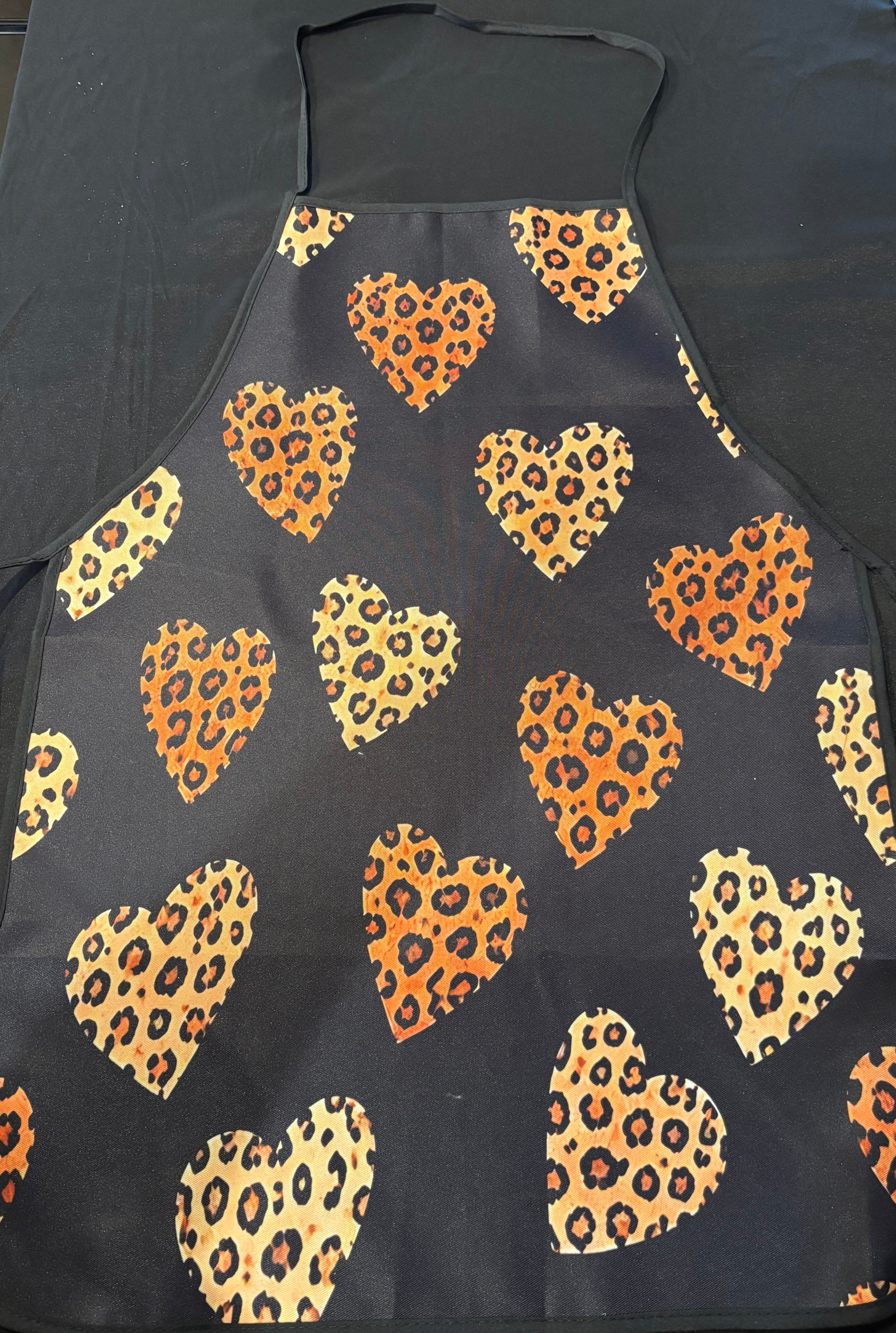 Chic Leopard apron