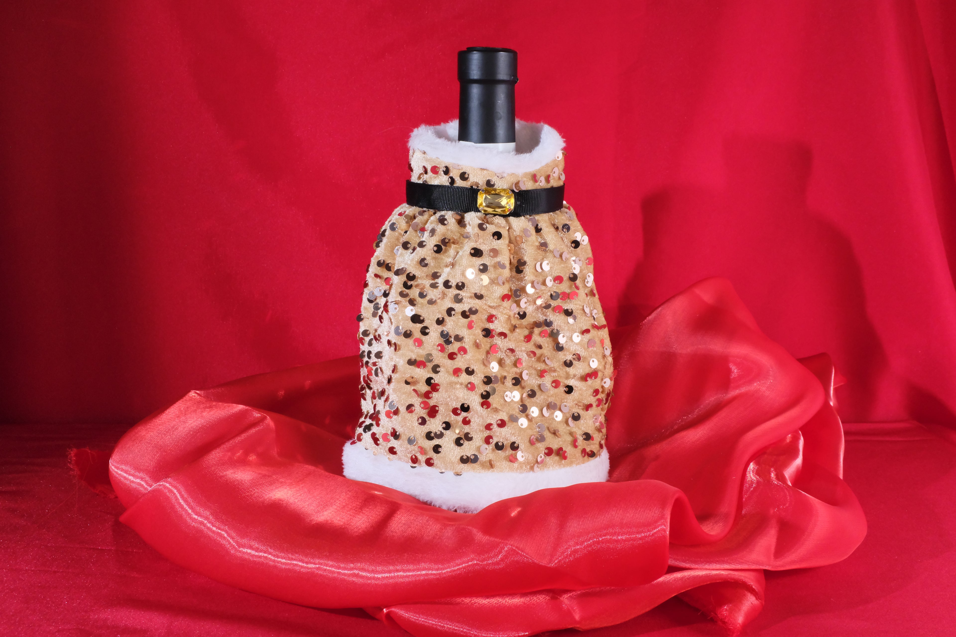 Sequin Gold Holiday Attire for Bottles