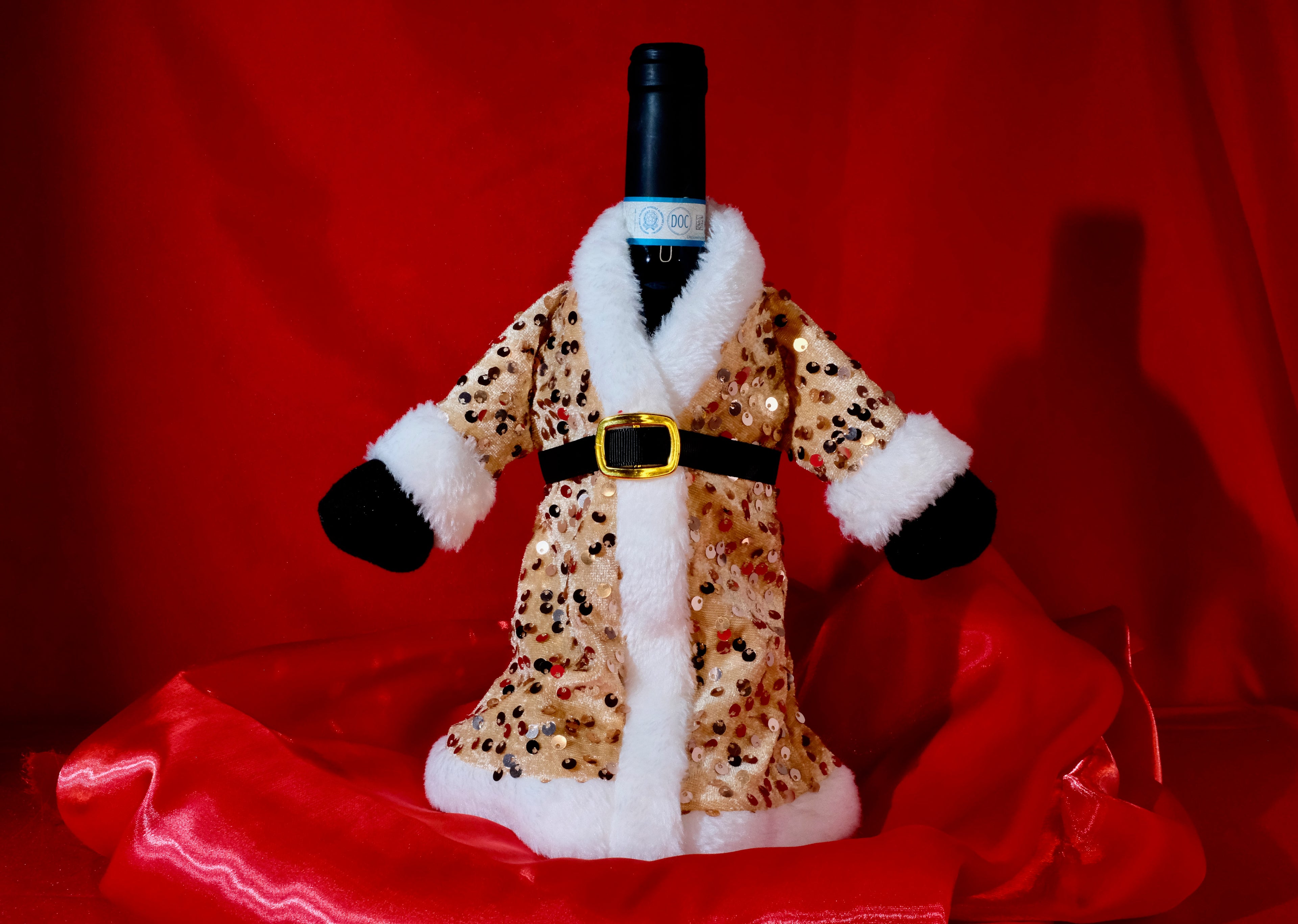 Sequin Gold Holiday Attire for Bottles