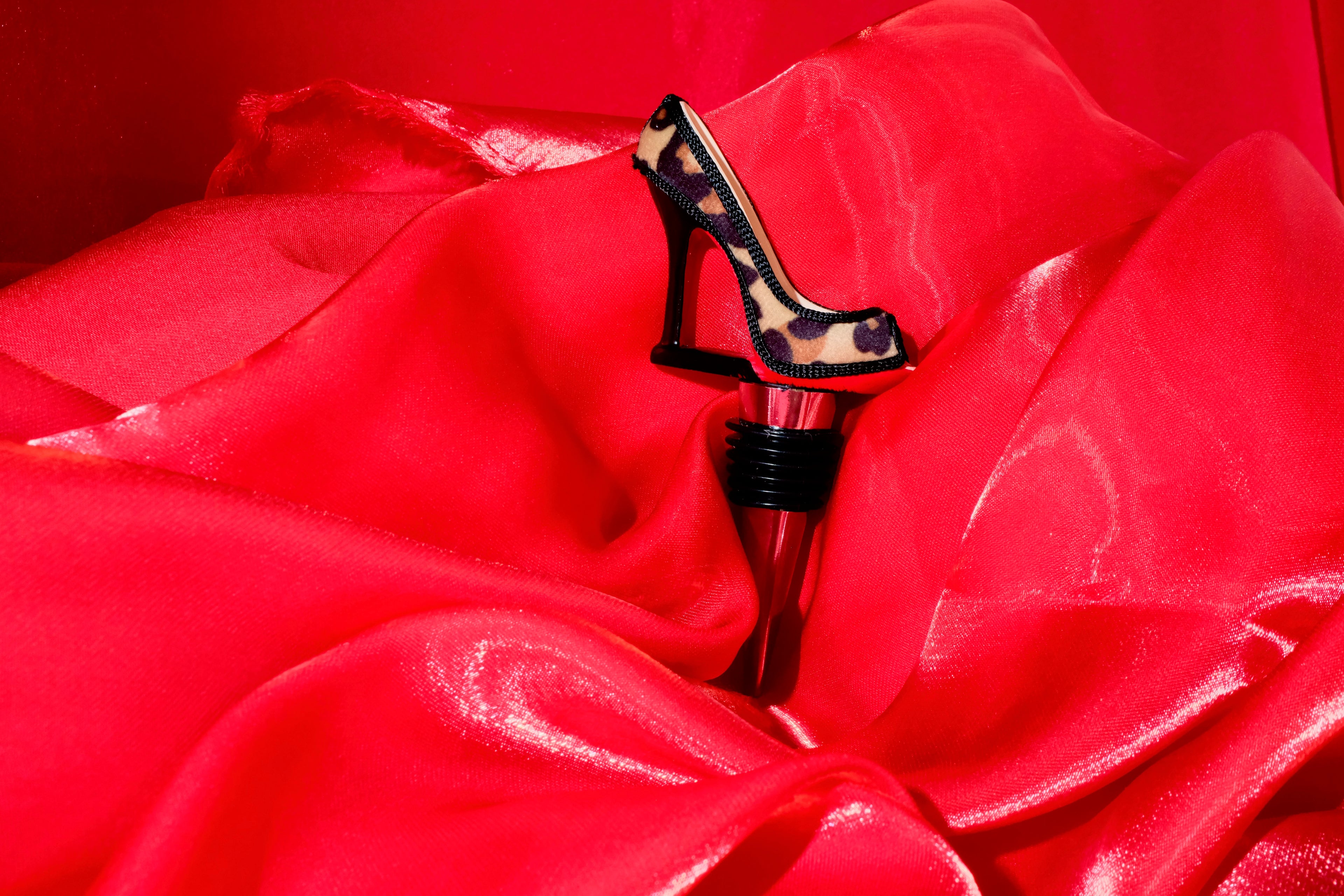 Fashion Wine Set — Red Dress Edition