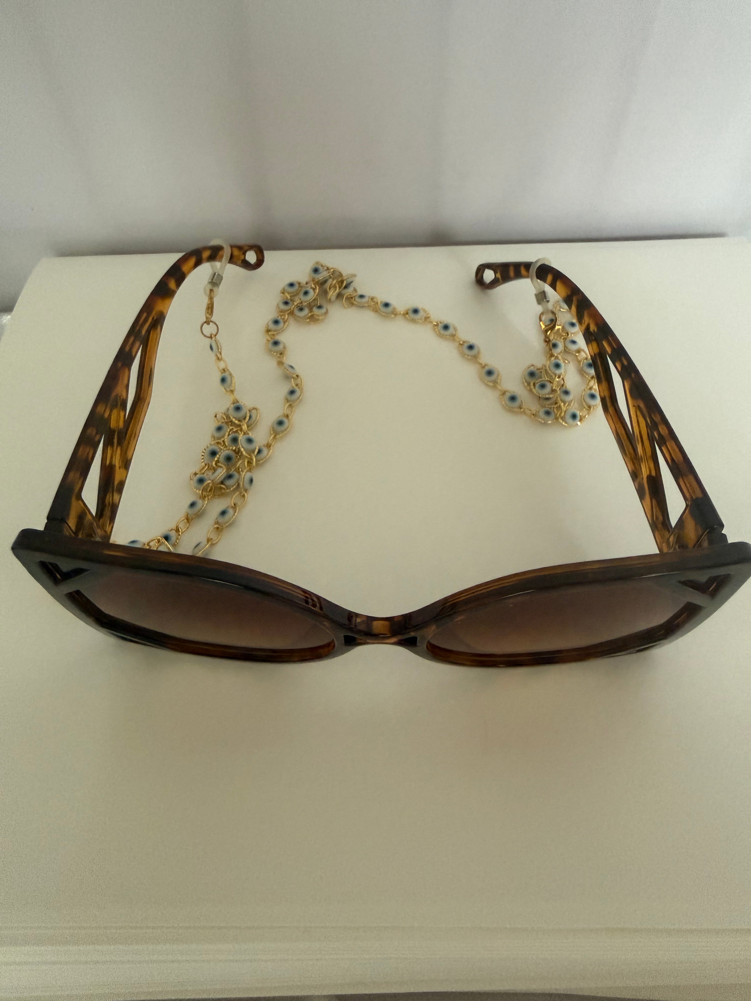 Sunglasses +Chain Set