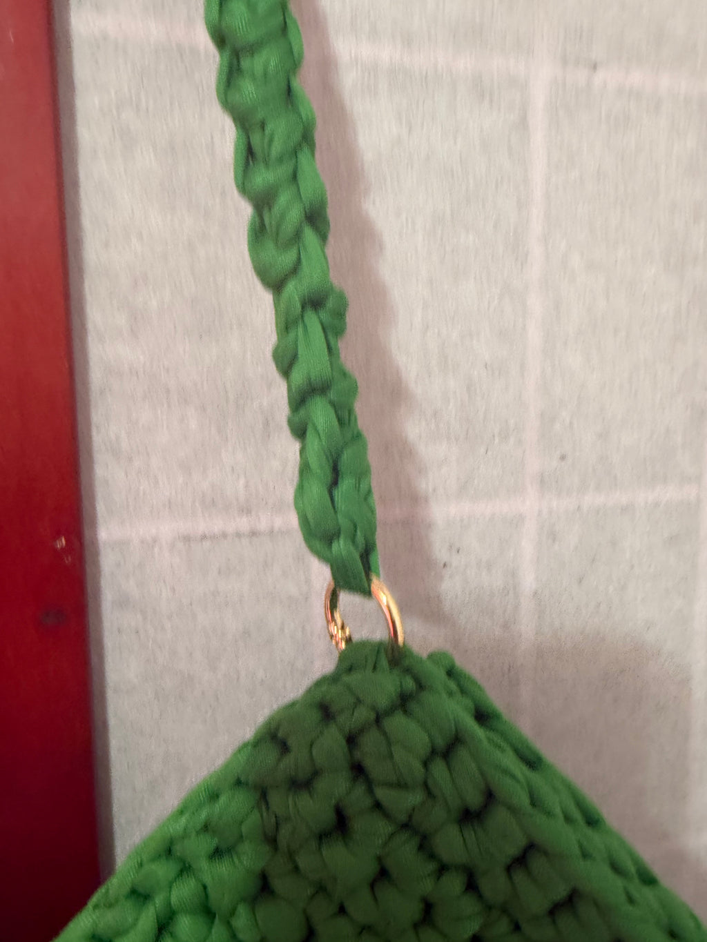 Hobo bag with fringes